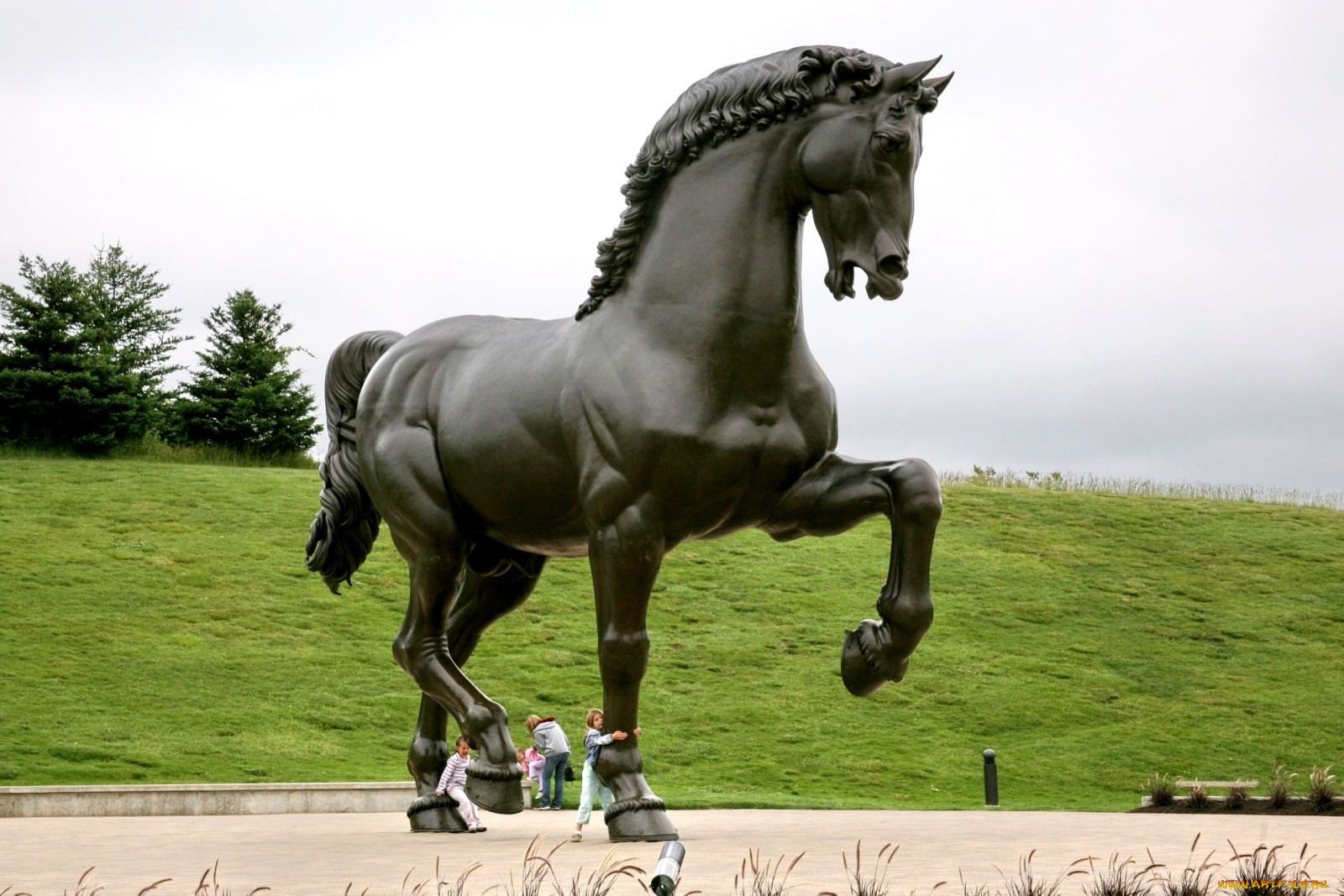 Скульптура лошади. Конь Леонардо. Леонардо да Винчи Equestrian Statue. Статуя коня. Памятник лошади.